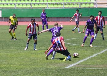 Deportes Linares sufrió nueva derrota y se hunde en la tabla