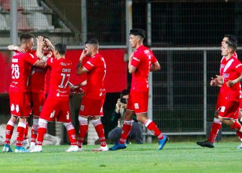 ¡Otro más! Curicó Unido informó nuevo caso positivo por Covid-19