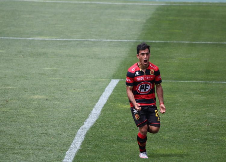 Alfredo Ábalos y el partido ante Cobreloa: “Nos jugamos muchísimo”