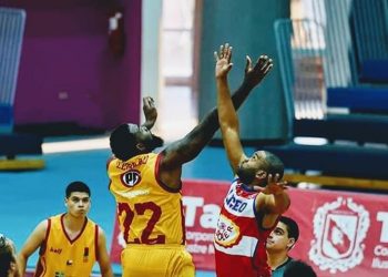 Liceo de Curicó aseguró su extranjero para la Segunda División de la LNB