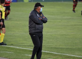 Marcoleta y el momento de López: “Yo normalmente cuando los goleadores pasan por esas instancias soy partidario de sentarlos en la banca” 