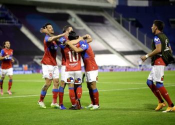 UC dio un gran paso en la Sudamericana y Coquimbo va por la hazaña a Colombia