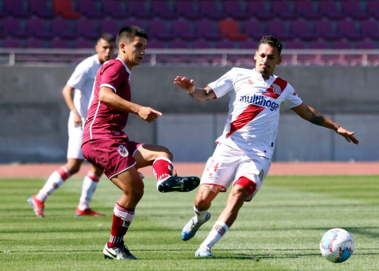 El “Curi” con la obligación de ganar para no enredarse con el descenso  