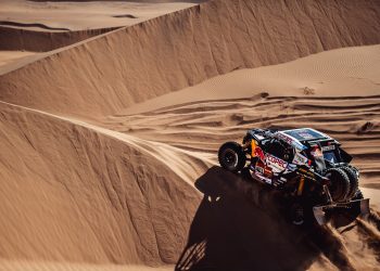 “Chaleco” lidera el Dakar en la categoría “vehículos ligeros”