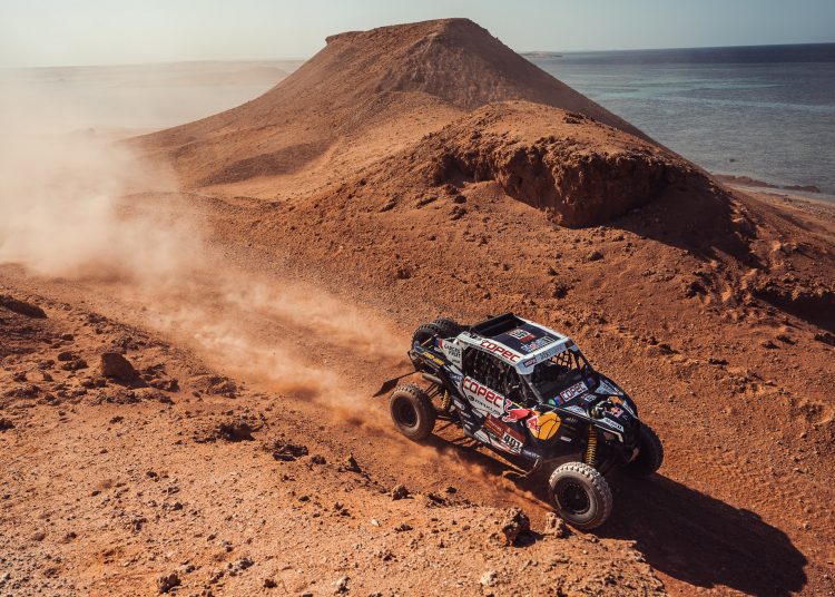 Francisco López recuperó el primer puesto en la etapa 9 del Dakar