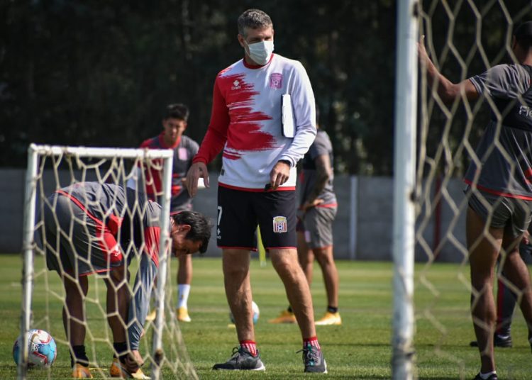 Curicó Unido vuelve a la competencia luego del receso por brote de Coronavirus 