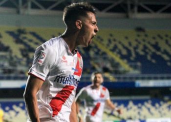 Jugador de Curicó Unido recurriría al autodespido para llegar a Colo-Colo