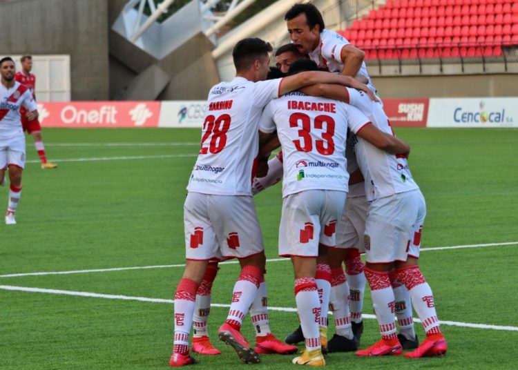 EL “Curi” se arma y piensa en un ex Universidad de Chile para potenciar su ataque 