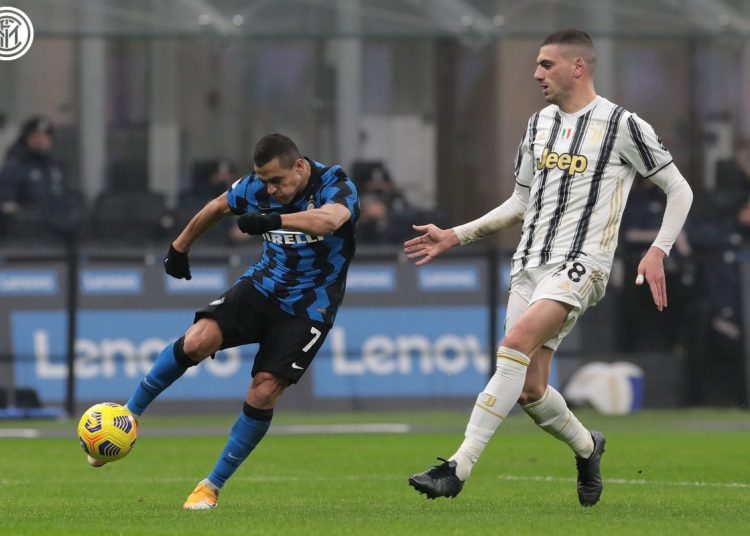 Alexis y Vidal fueron parte de la caída del Inter en la semifinal ida de la Copa Italia 