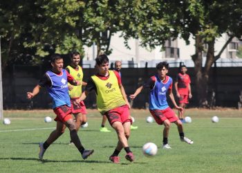 Marcoleta sacó conclusiones y adelantó las posiciones que le restan para completar el plantel  