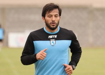 Volante creativo se vestirá de rojo y negro para este 2021