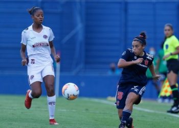 Equipo femenino azul quiere hacer historia en la Libertadores
