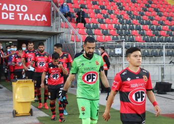 Jorge Deschamps: “Si nos relajamos un poquito, cualquier rival nos pasará por encima”