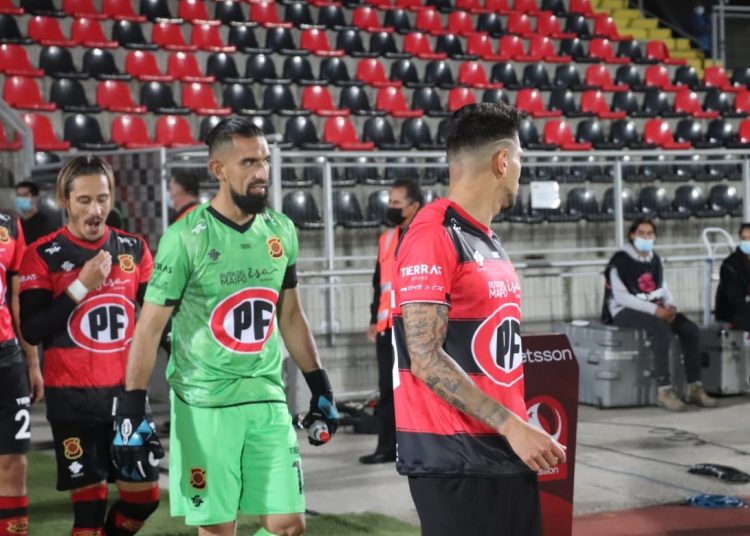 Jorge Deschamps: “Lo de Curicó ya es una falta de respeto para todo el fútbol chileno”