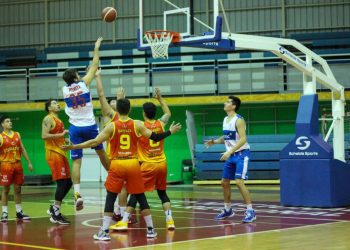 Hispanos sumaron nueva caída y ahora en casa