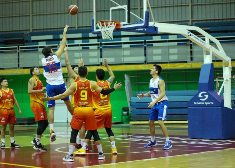 Hispanos sumaron nueva caída y ahora en casa