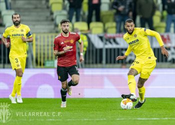 Villarreal celebró y levantó el trofeo de campeón de la Europa League