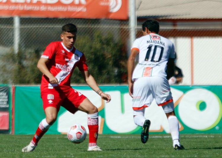 Curicó Unido sigue sin encontrar el rumbo en el torneo de la Primera División