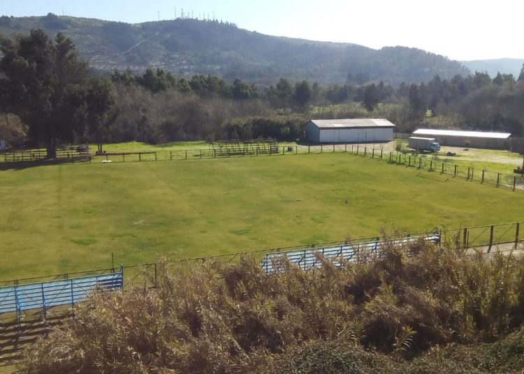 Funebreros están con campaña para pegarle su manito de gato a su campo deportivo