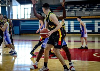 Español irá por los puntos al Irene Velásquez para seguir en la cima