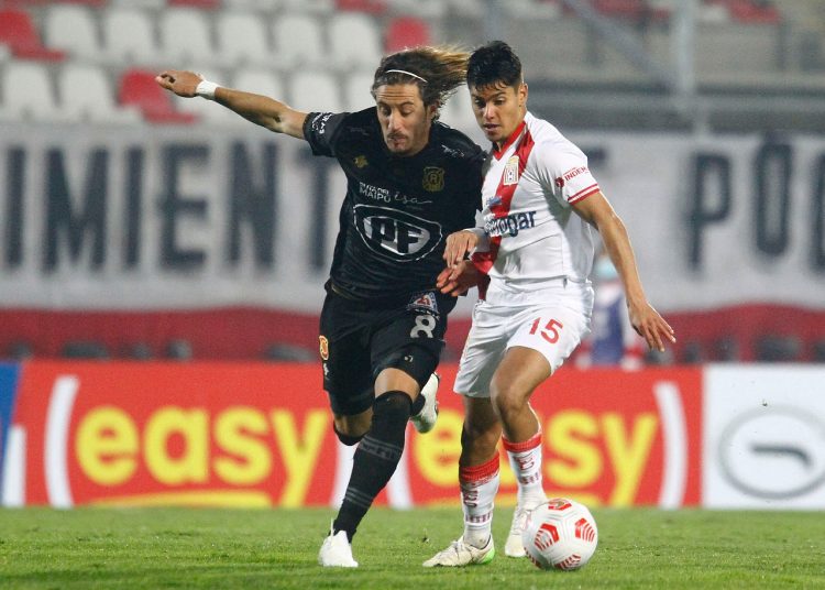 Clásico maulino terminó igualado en un entretenido partido