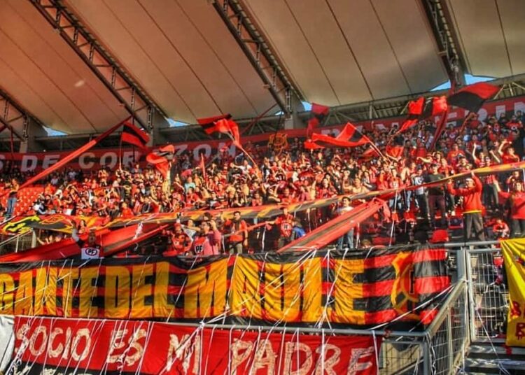 ¡Regresarán los hinchas al Fiscal!: Conoce el partido con el que debutaría esta medida