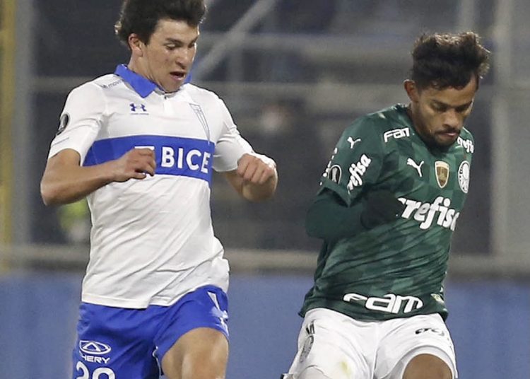 La UC cayó y se complica en la Libertadores