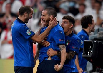 ¡Italia se hizo grande en Inglaterra y levantó la Eurocopa!