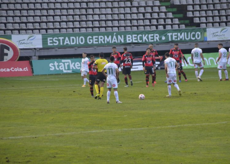 Marcoleta no está conforme: Rangers presentará importantes variantes para enfrentar a Santa Cruz