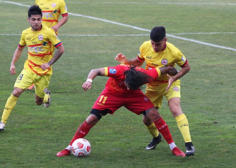 Independiente desaprovechó la opción de quedar como exclusivo puntero