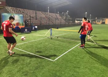 Novedoso torneo de fútbol-tenis tuvo su broche de oro y conoció a los monarcas