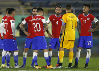 Chile con nómina para triple fecha clasificatoria