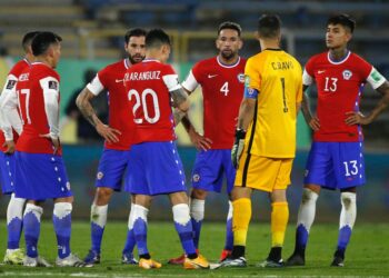 Chile con nómina para triple fecha clasificatoria