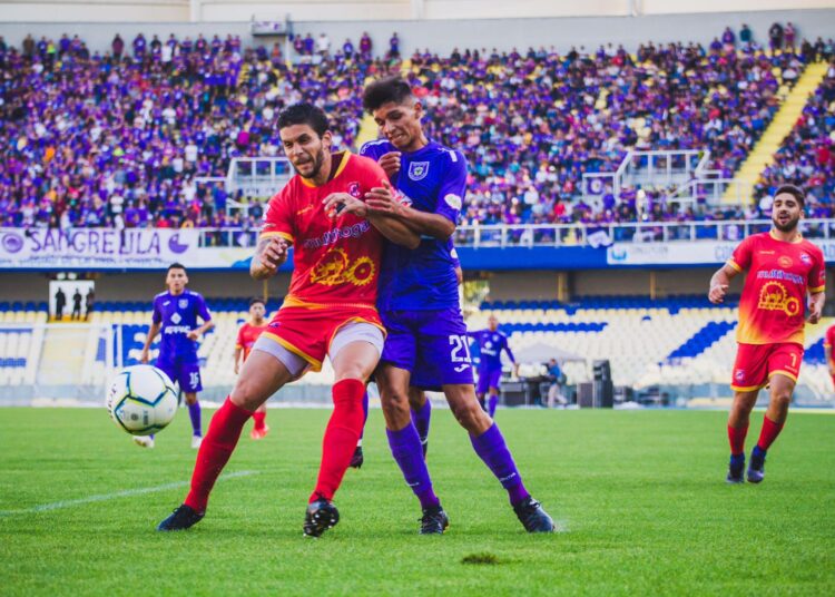 Independiente de Cauquenes buscará domar al “León de Collao” y seguir arriba en la tabla