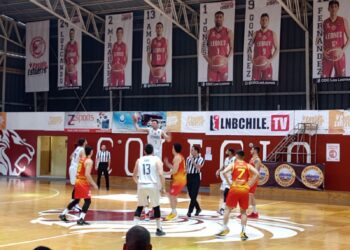 Español se despidió de la LNB con abultada derrota