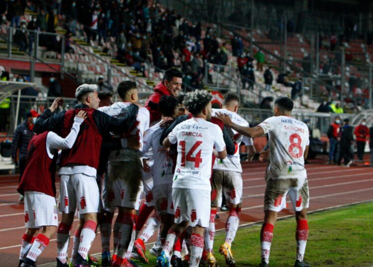 Un jugador menos en Curicó Unido para dejar cupo de extranjero