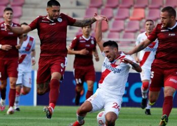 Curicó Unido con la obligación de dejar los puntos en La Granja