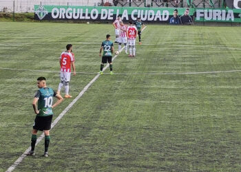 Linares igualó en Villarrica y se aferra  al sueño de mantener la categoría