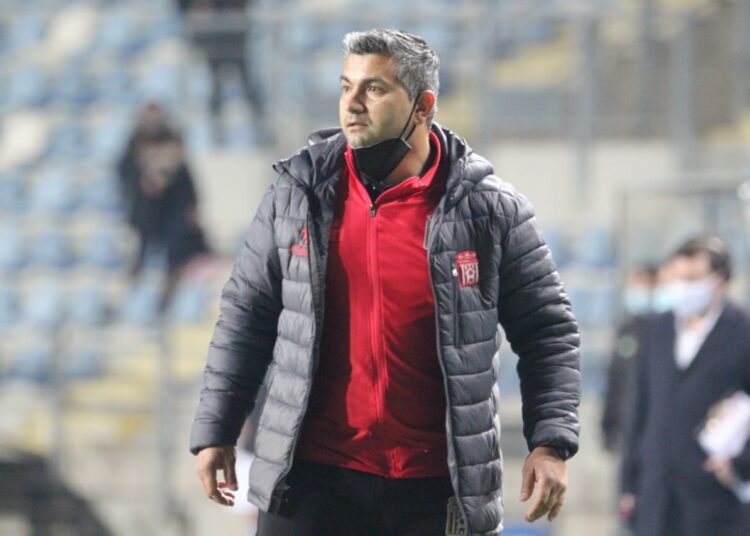 Damián Muñoz, entrenador de Curicó: “Estamos muy agradecidos del compromiso de los jugadores”