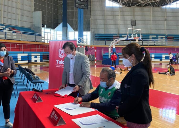 Deportistas paralímpicos serán beneficiados tras convenio que busca potenciarlos
