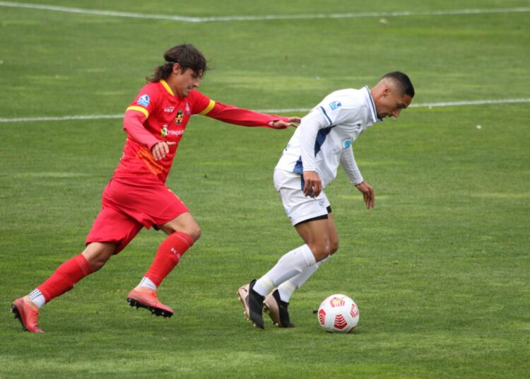 Cauquenes cayó de local ante el colista y se desvanece el sueño del ascenso