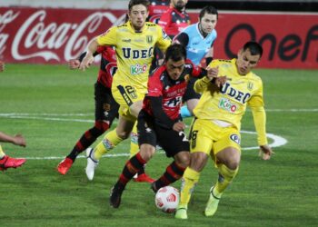 La era de “Ronald Fuentes” comenzó con victoria  ante la UdeC