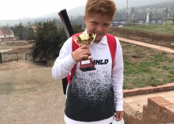 “Raulito” Ramírez mostró sus dotes en la arcilla capitalina para levantar la copa de campeón