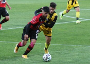 El Rojinegro derrotó al Vial en una de sus mejores presentaciones en el torneo 