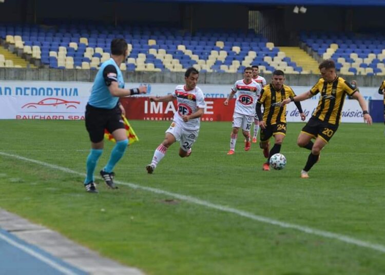 Rojinegro dejó escapar una buena opción y solo igualó ante el Vial