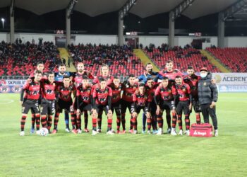 Dos jugadores que terminaron contrato interesan en Rangers