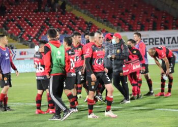 Revisa la situación contractual del plantel rojinegro