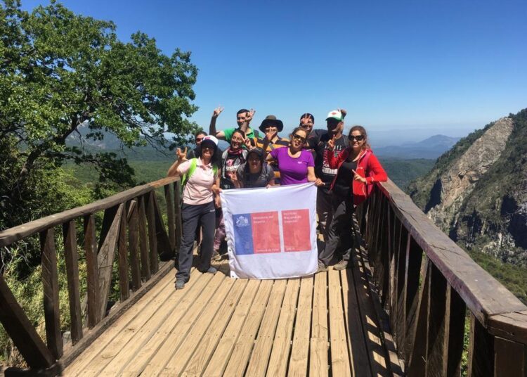 Personas en situación de discapacidad disfrutaron del senderismo gracias al IND