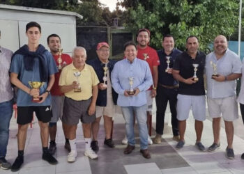 Torneo escalerilla del Club de Tenis Talca premió a los mejores