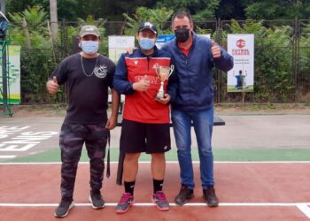 Máster “B” premió a los mejores y el “A” termina este domingo en Villa Alegre